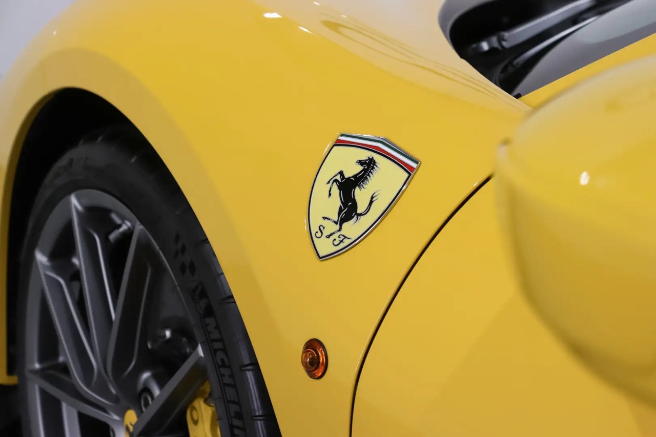 2019 Ferrari 488 Pista, 5/15
