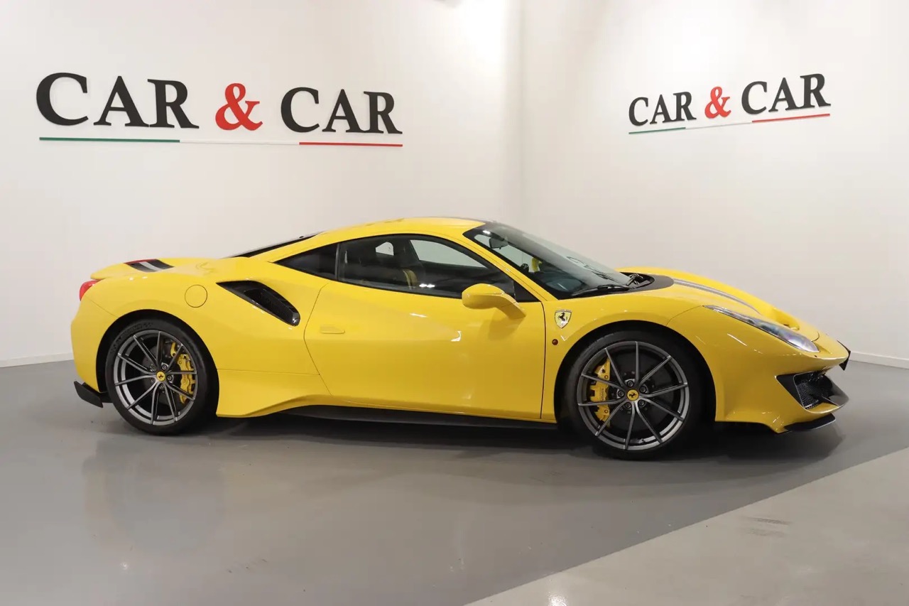 2019 Ferrari 488 Pista, 8/15