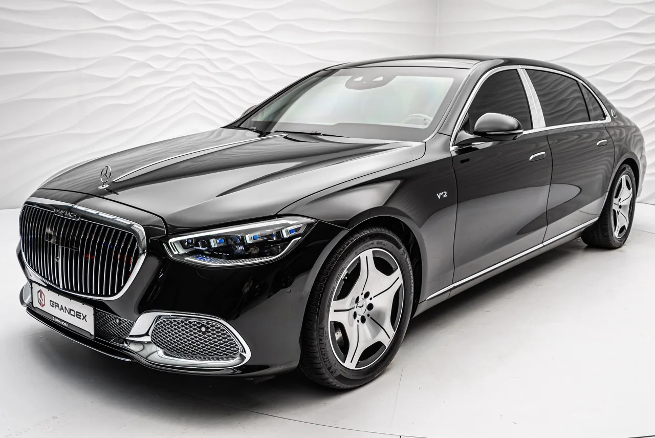 2024 Mercedes-Benz S 680 Maybach Armored B6 for sale, front three-quarter view, Obsidianschwarz