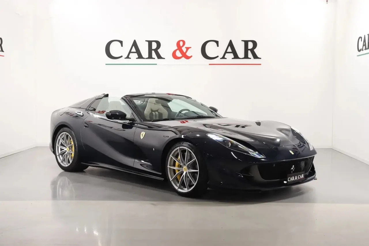 2022 Ferrari 812 GTS