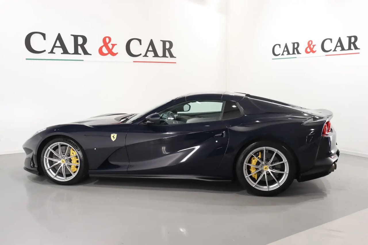 2022 Ferrari 812 GTS, 2/13