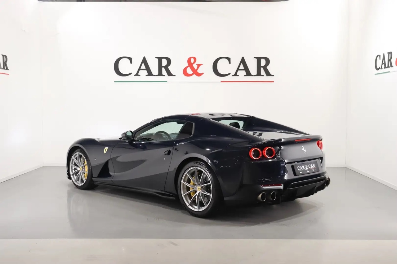2022 Ferrari 812 GTS, 3/13