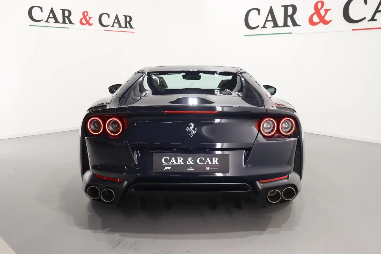 2022 Ferrari 812 GTS, 4/13