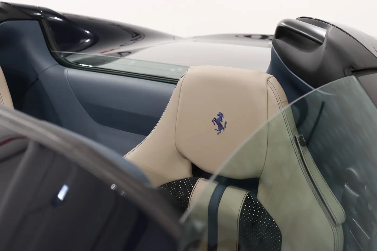 2022 Ferrari 812 GTS, 7/13