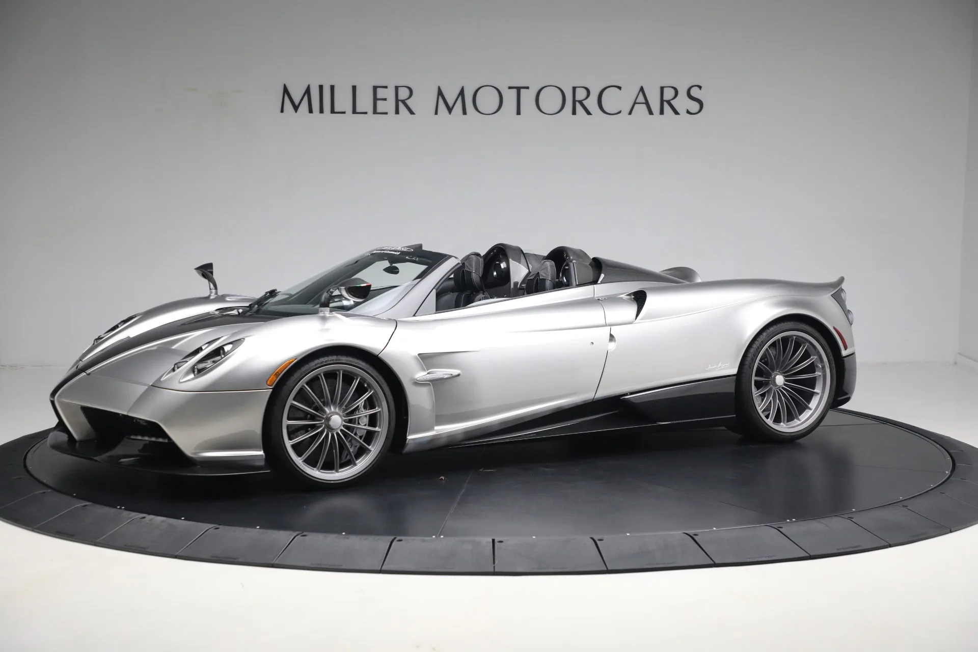 2017 Pagani Huayra Roadster, 21/27