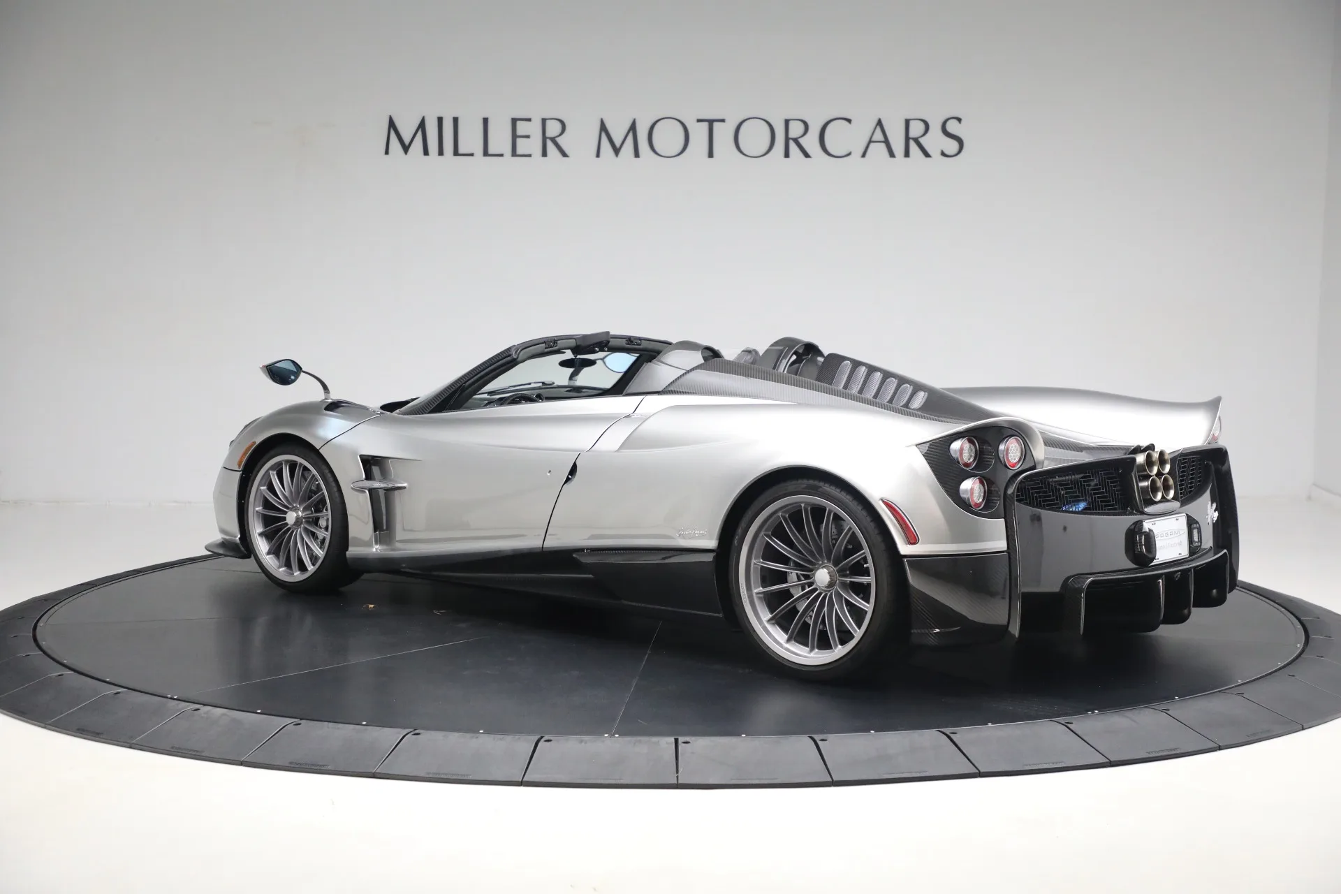 2017 Pagani Huayra Roadster, 22/27