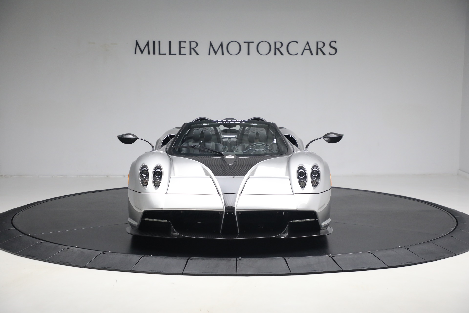 2017 Pagani Huayra Roadster, 26/27