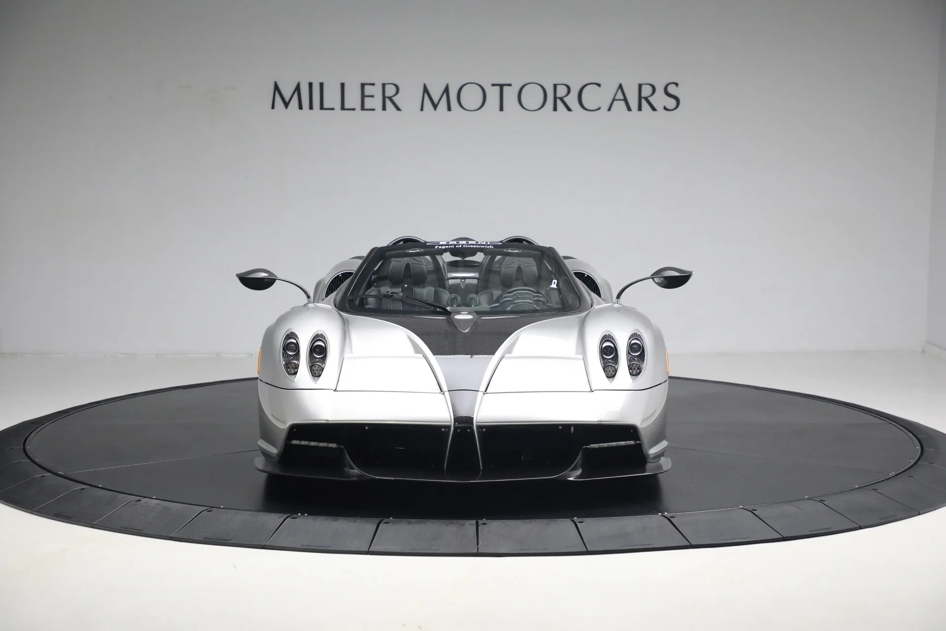 2017 Pagani Huayra Roadster, 26/27