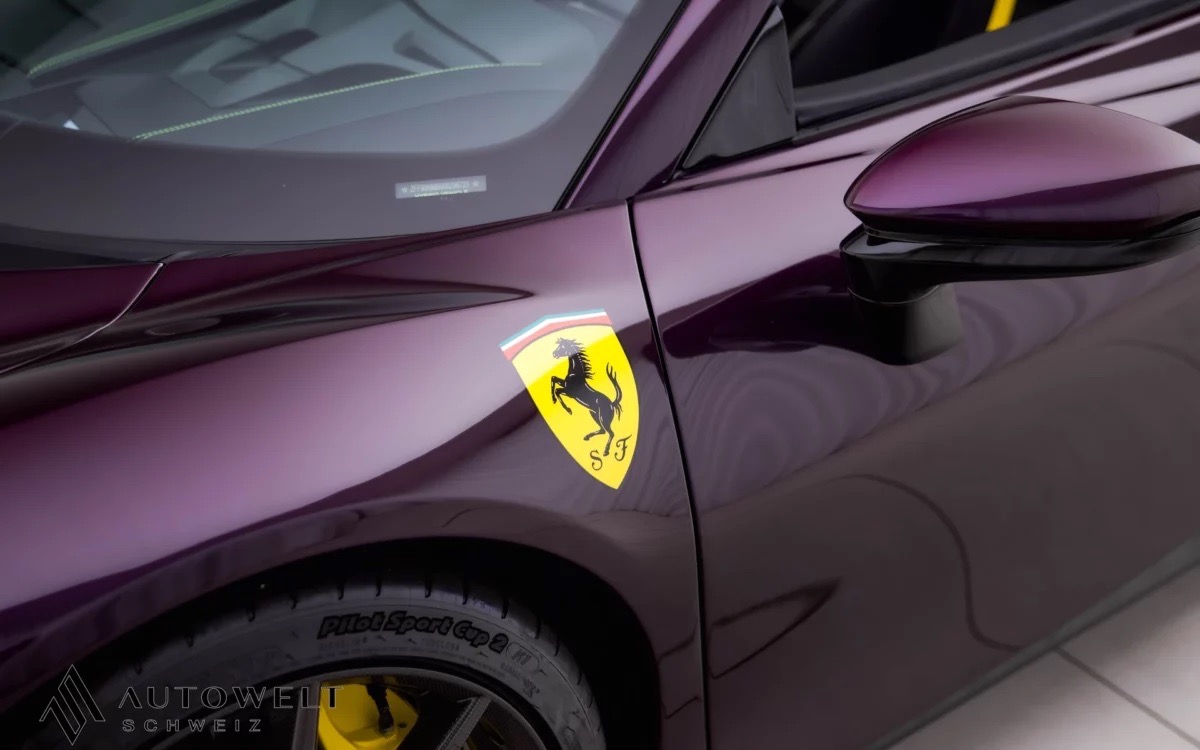 2023 Ferrari SF90 Spider Tailor Made, 8/9