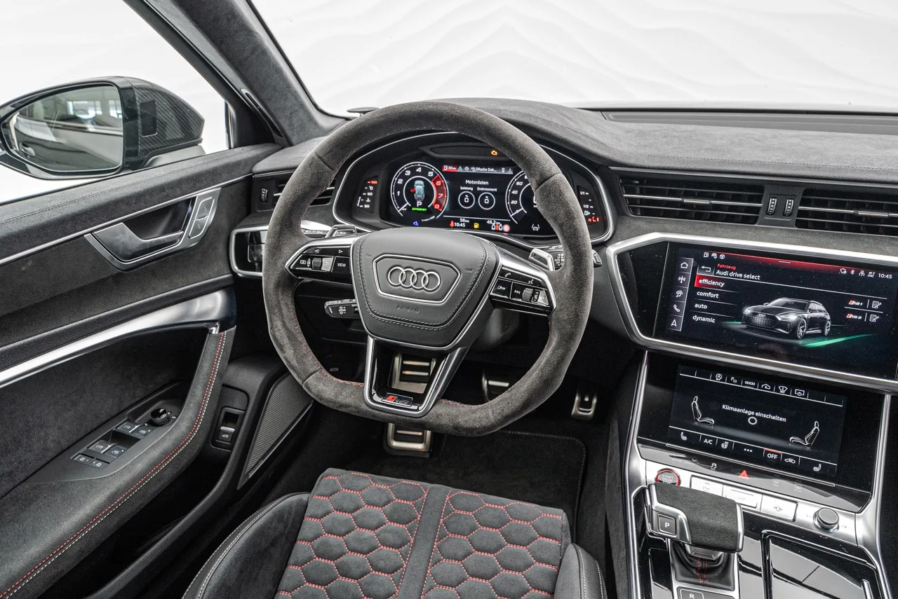 2024 Audi RS6 Avant GT Performance interior, dashboard
