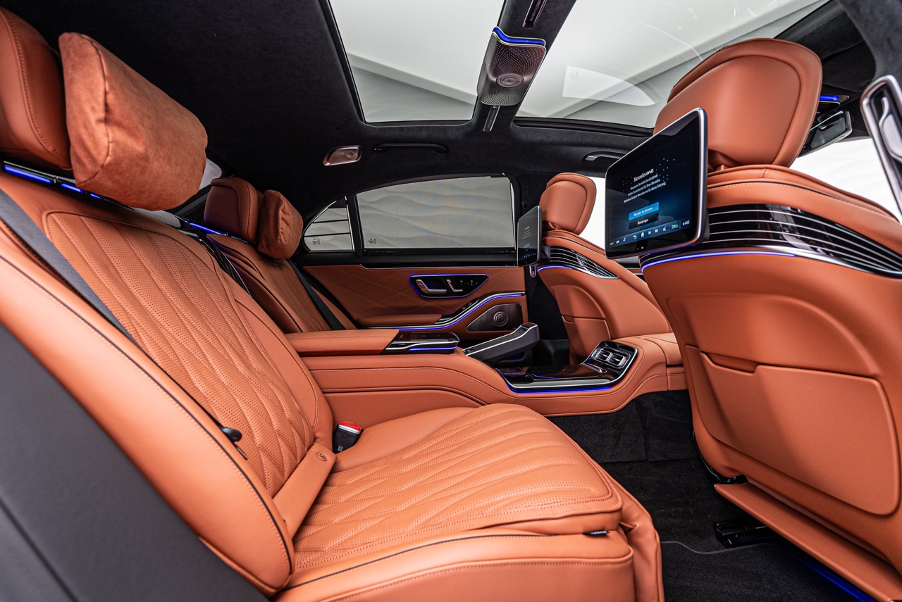 2024 BRABUS 930, 30/32