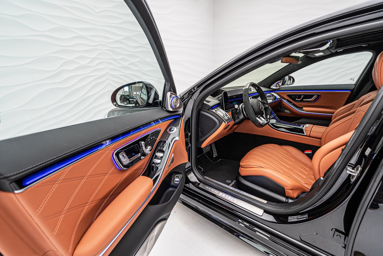2024 BRABUS 930, 6/32