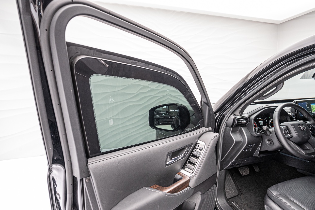 2024 Toyota Land Cruiser 300 ARMORED B6, 12/20