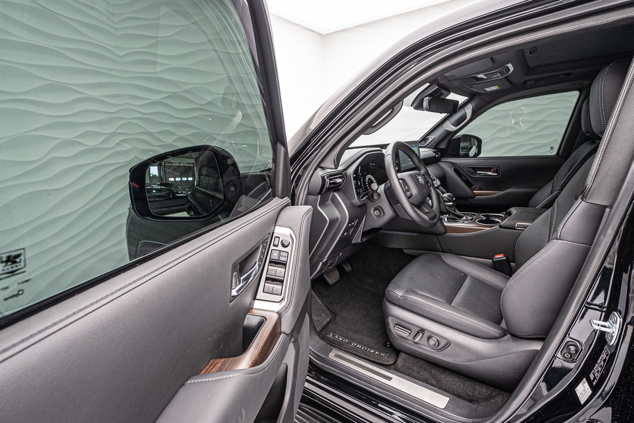 2024 Toyota Land Cruiser 300 ARMORED B6, 14/20