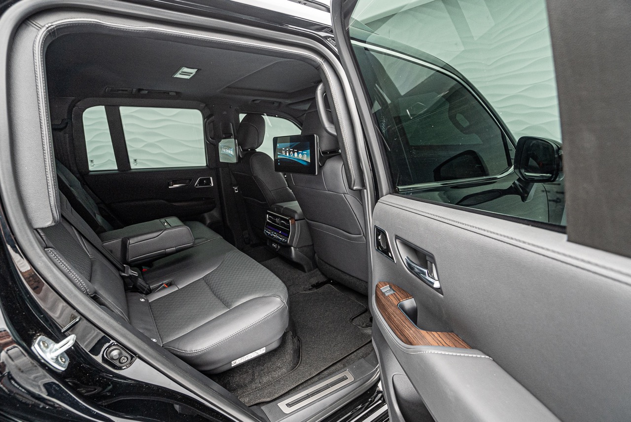2024 Toyota Land Cruiser 300 ARMORED B6, 19/20