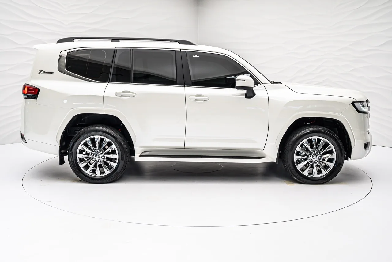 2024 Toyota Land Cruiser Armored B6 for sale, exterior, White metallic