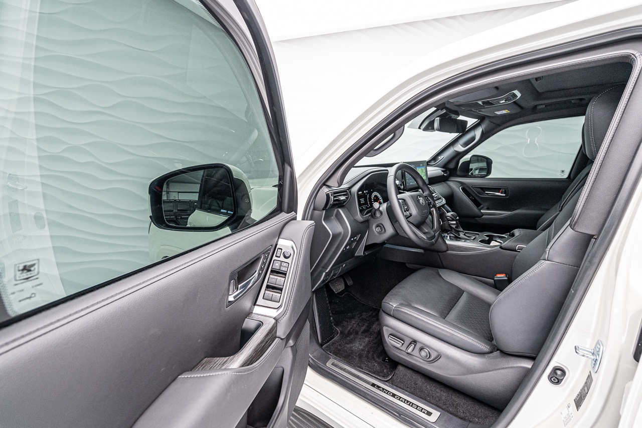 2024 Toyota Land Cruiser Armored B6, 15/20
