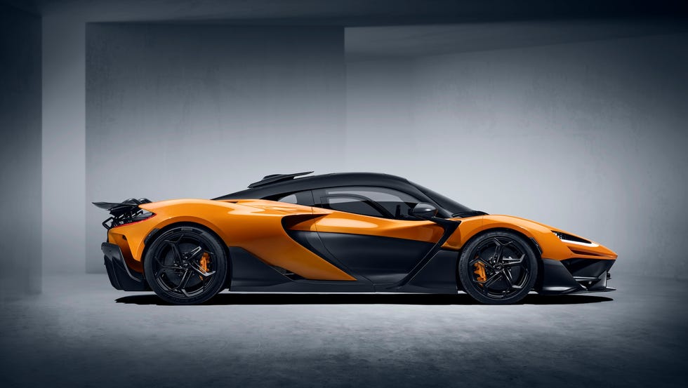 2025 McLaren W1, 4/15