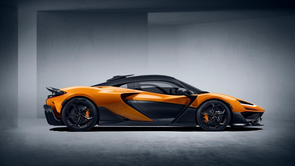 2025 McLaren W1, 5/15