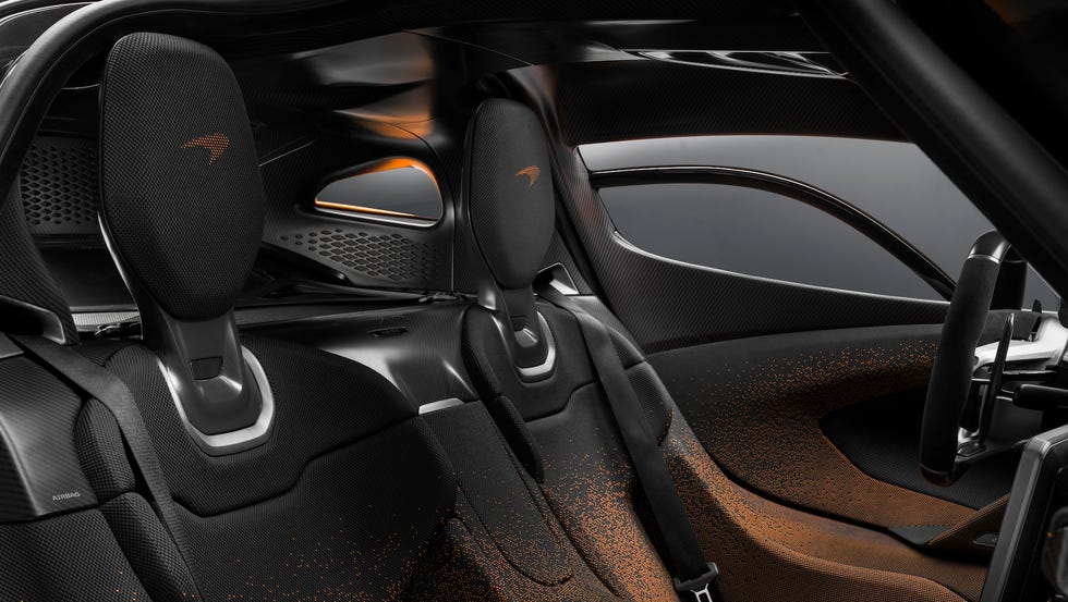 2025 McLaren W1, 12/15