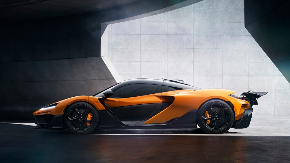 2025 McLaren W1, 14/15