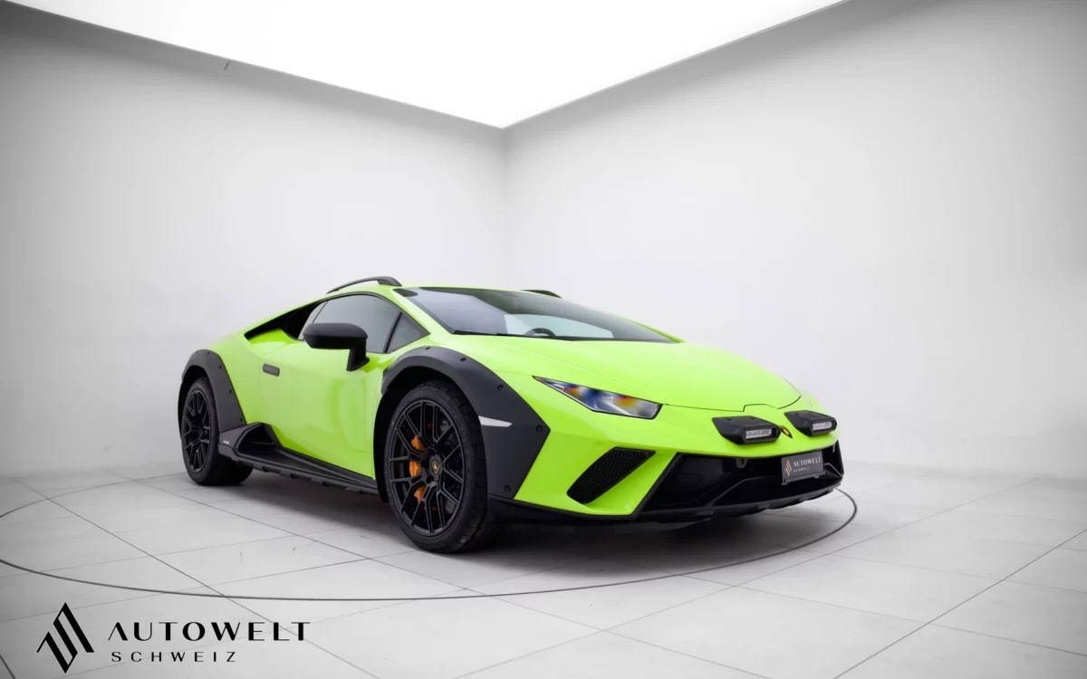 2024 Lamborghini Huracán Sterrato