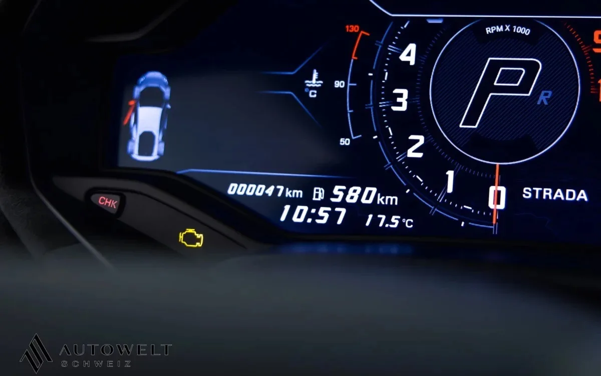 2024 Lamborghini Huracán Sterrato interior