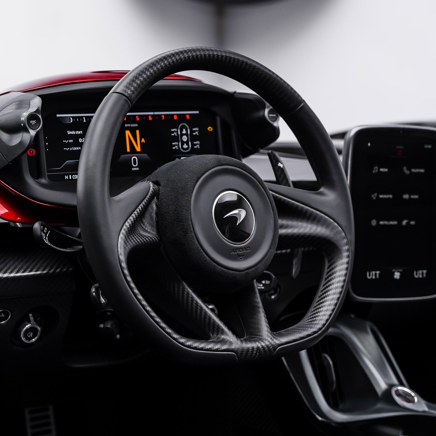2024 McLaren Elva, 3/13