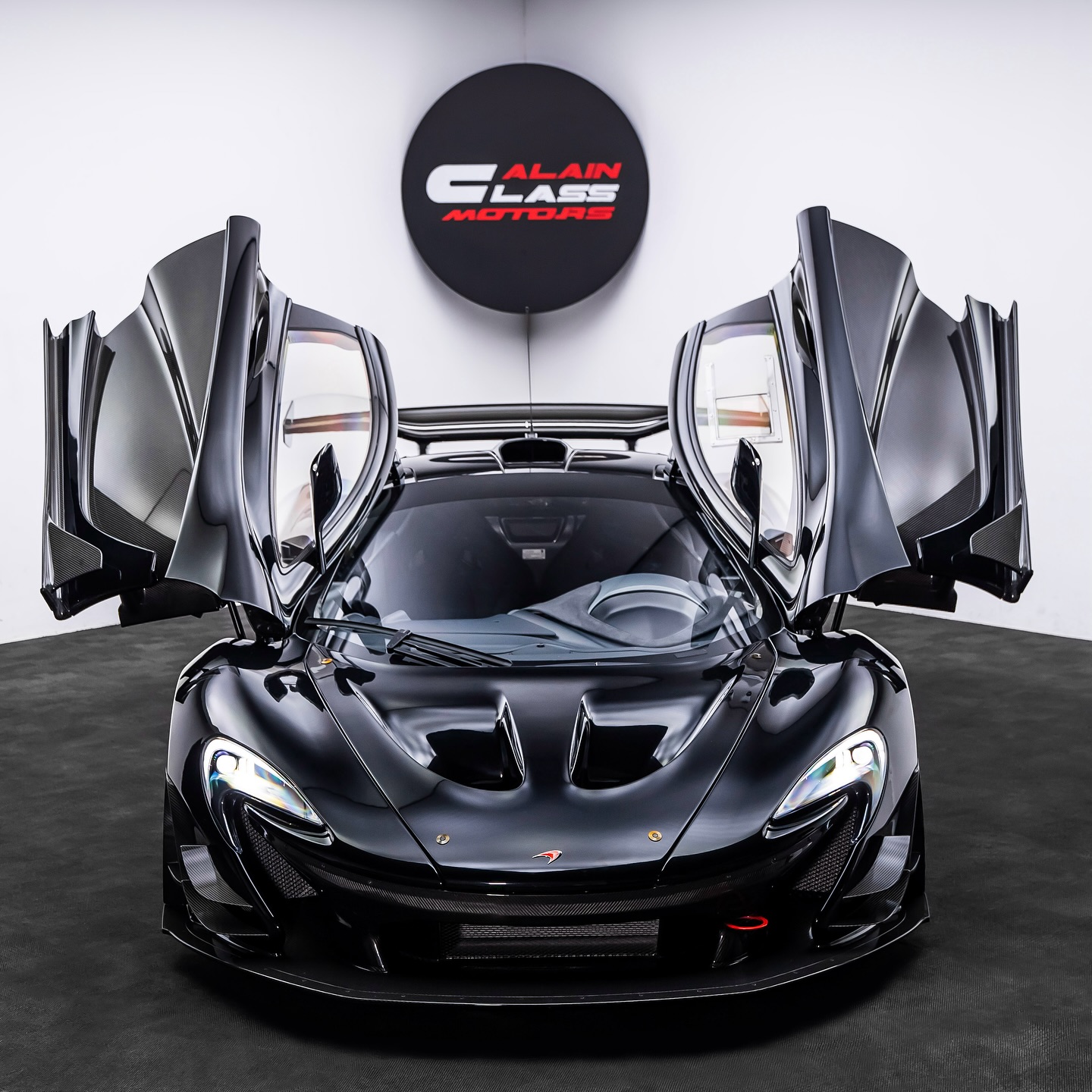 2015 McLaren P1 GTR, 13/13