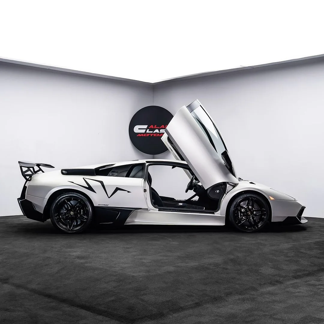 2010 Lamborghini Murciélago LP 670-4 SuperVeloce for sale, exterior, Bianco Canopus
