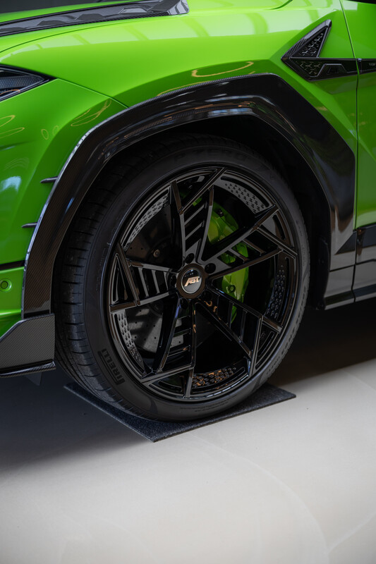2024 Lamborghini Urus Scatenato, 4/8