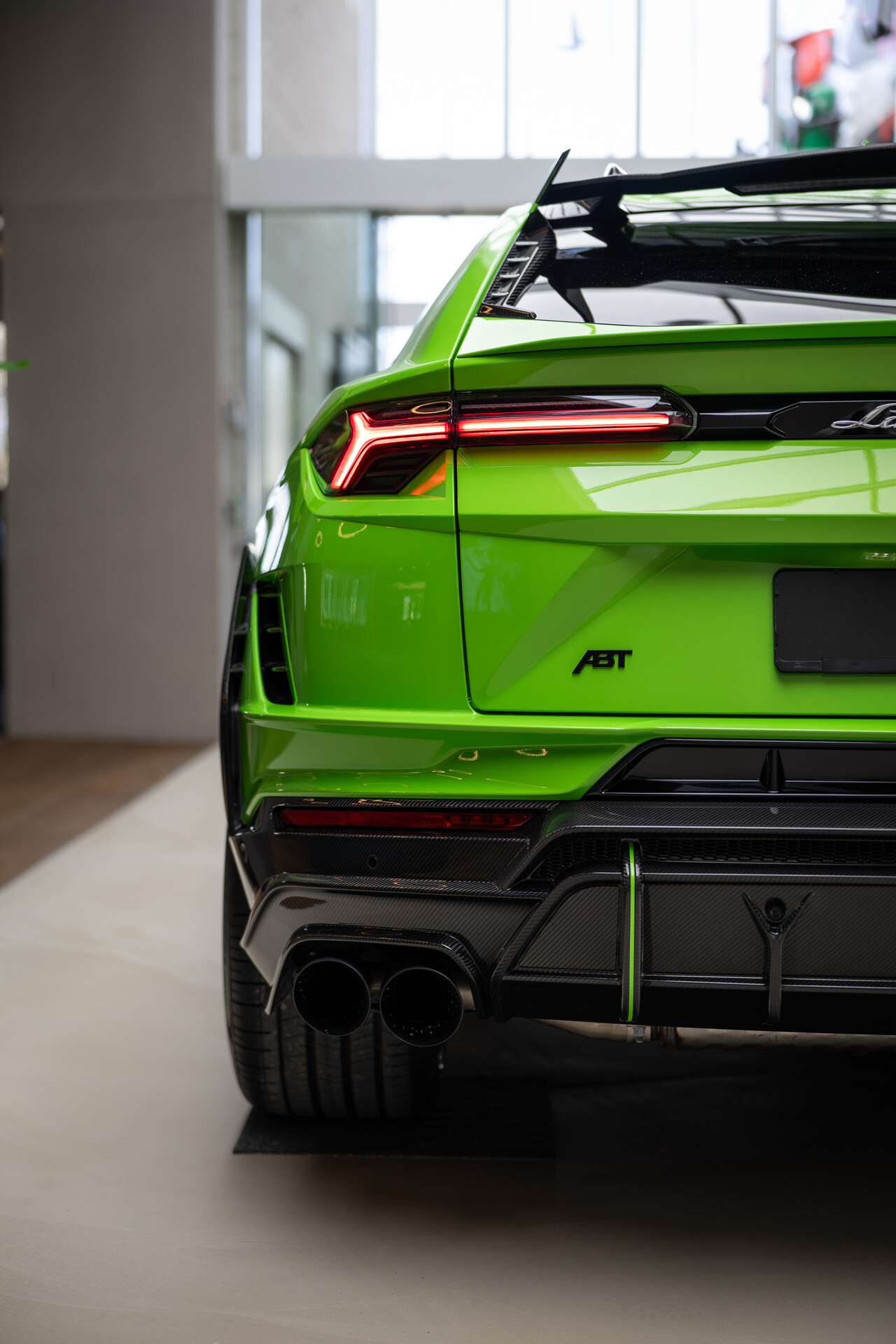 2024 Lamborghini Urus Scatenato, 8/8
