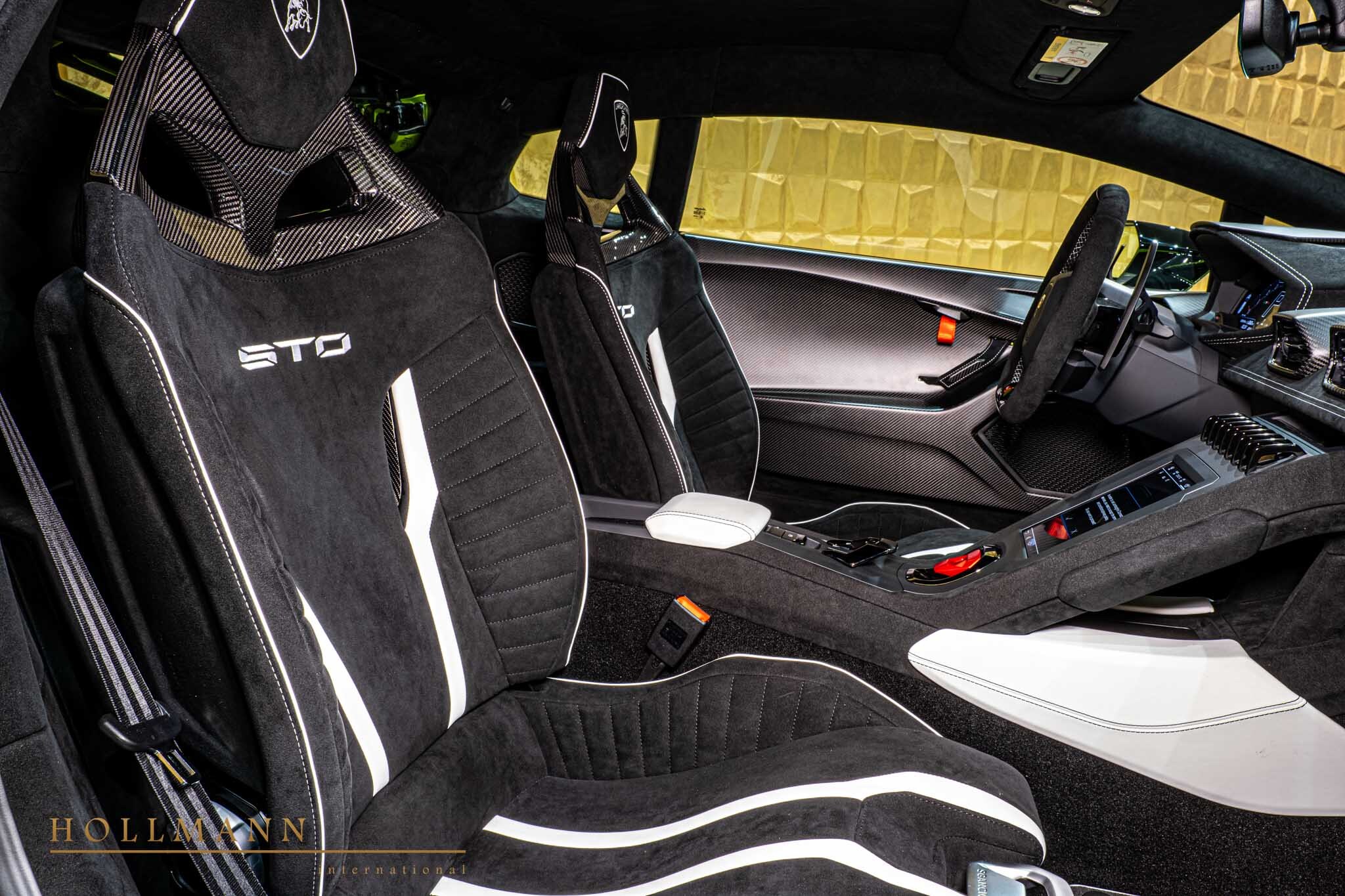 2024 Lamborghini Huracán STO, 14/18