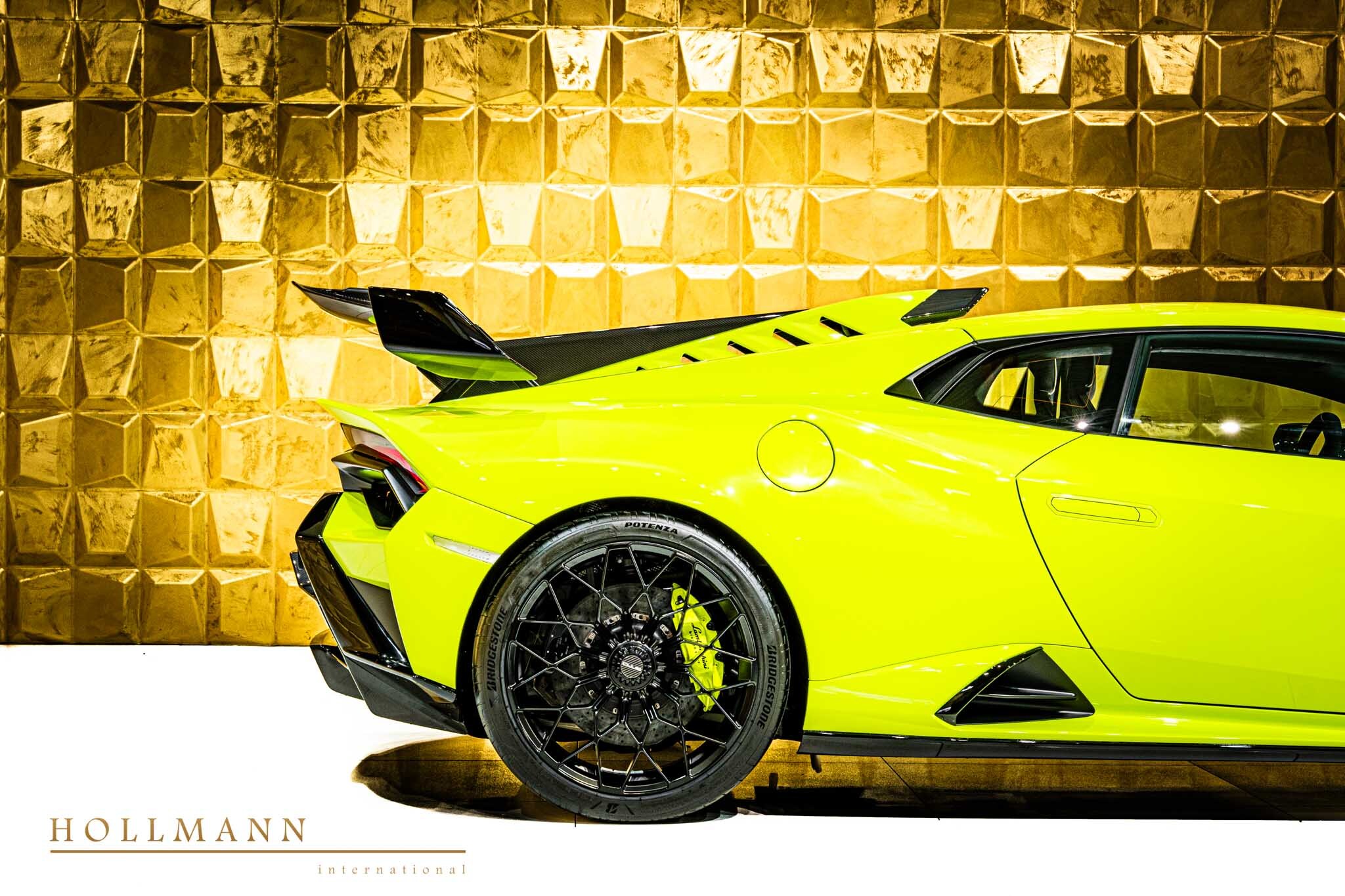 2024 Lamborghini Huracán STO, 16/18
