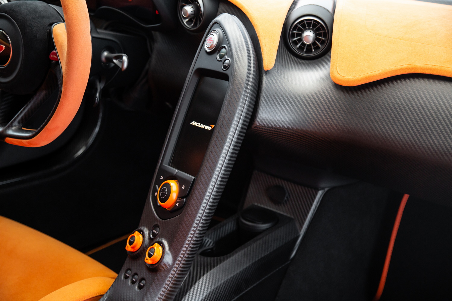 2015 McLaren P1 MSO, 6/20
