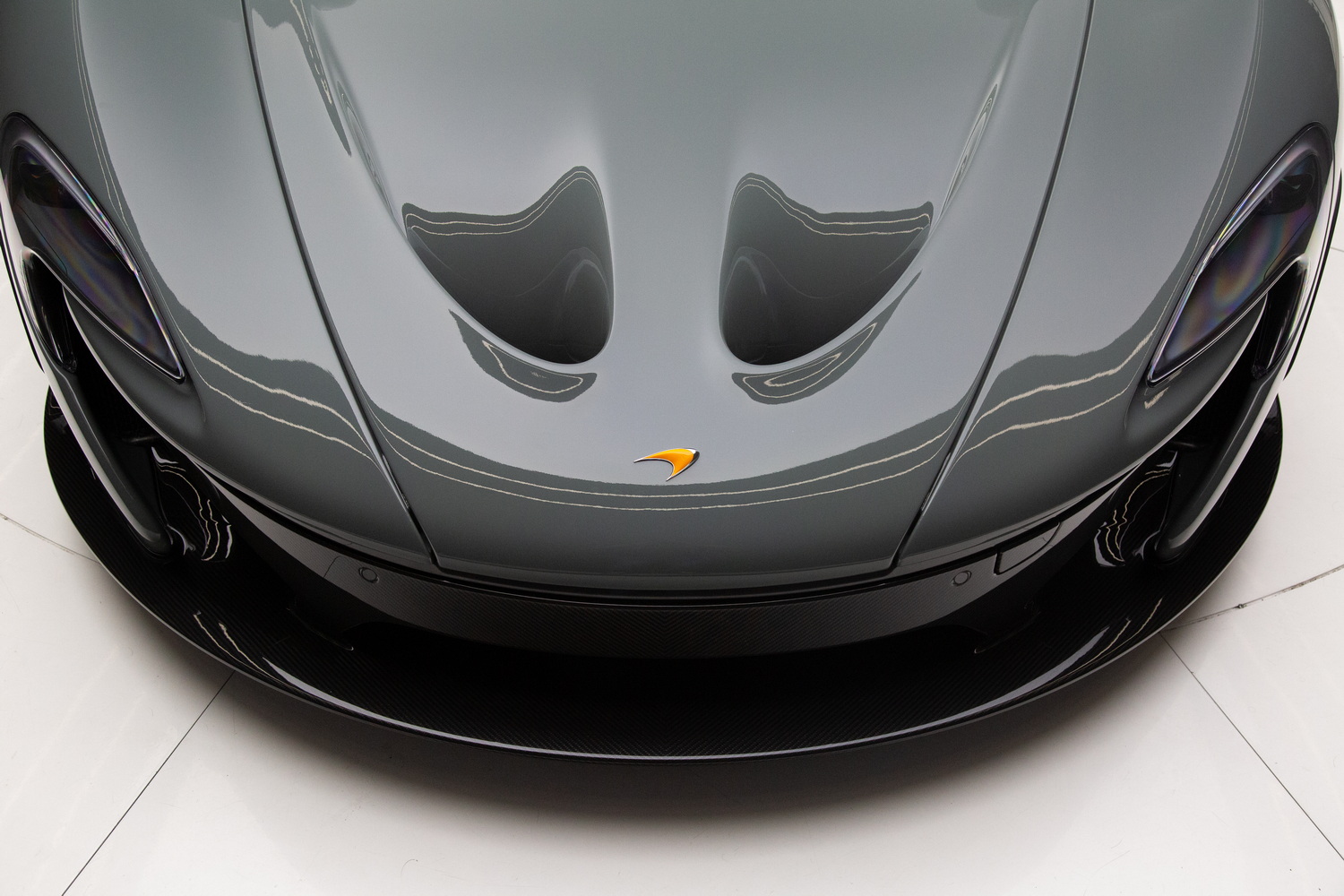 2015 McLaren P1 MSO, 9/20