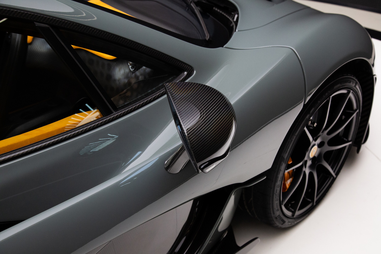 2015 McLaren P1 MSO, 10/20