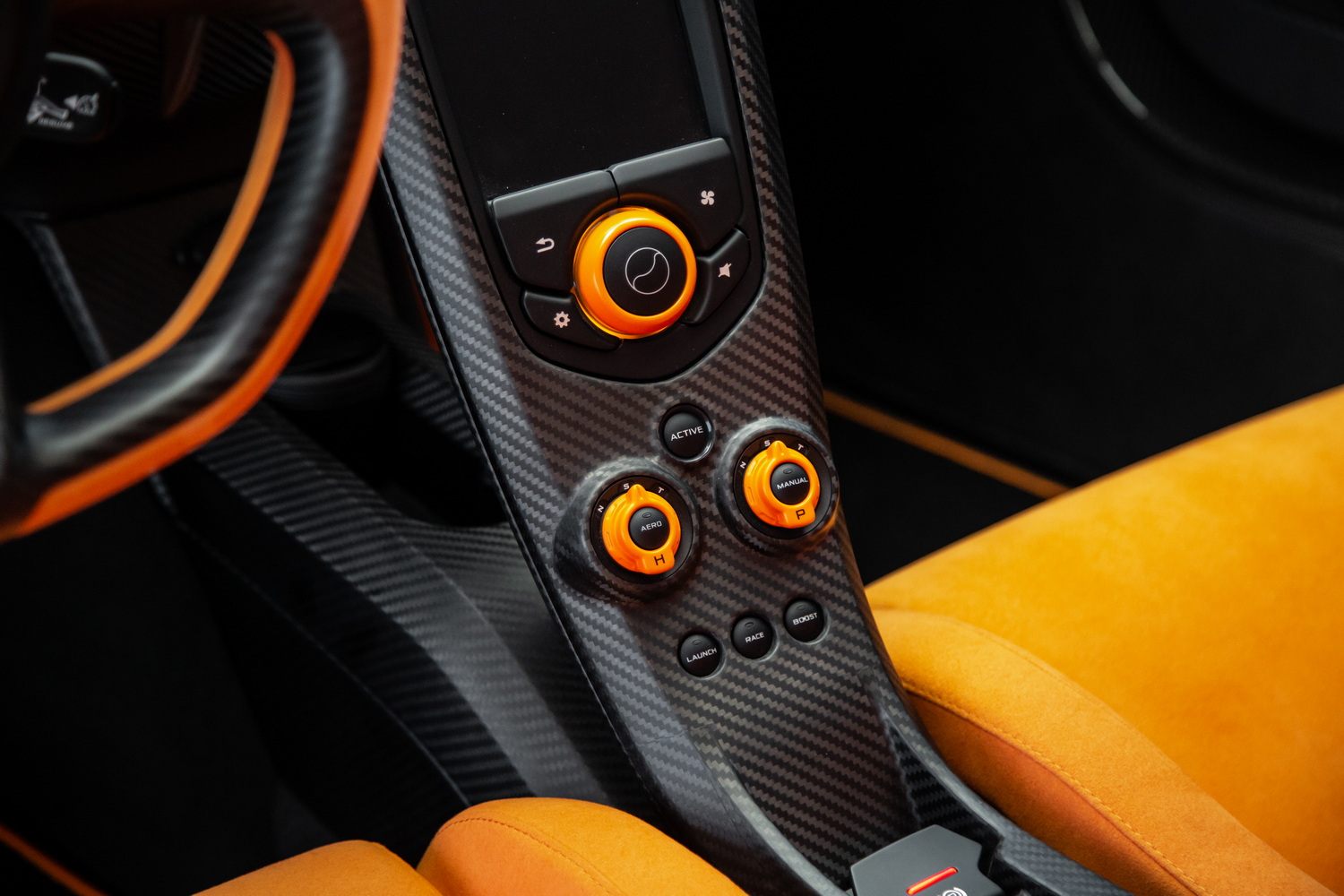 2015 McLaren P1 MSO, 14/20