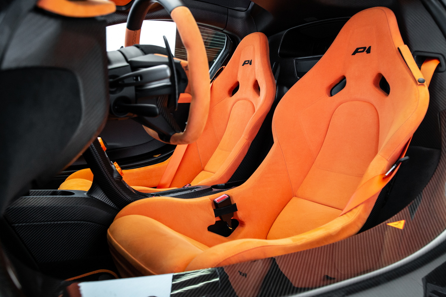2015 McLaren P1 MSO, 15/20