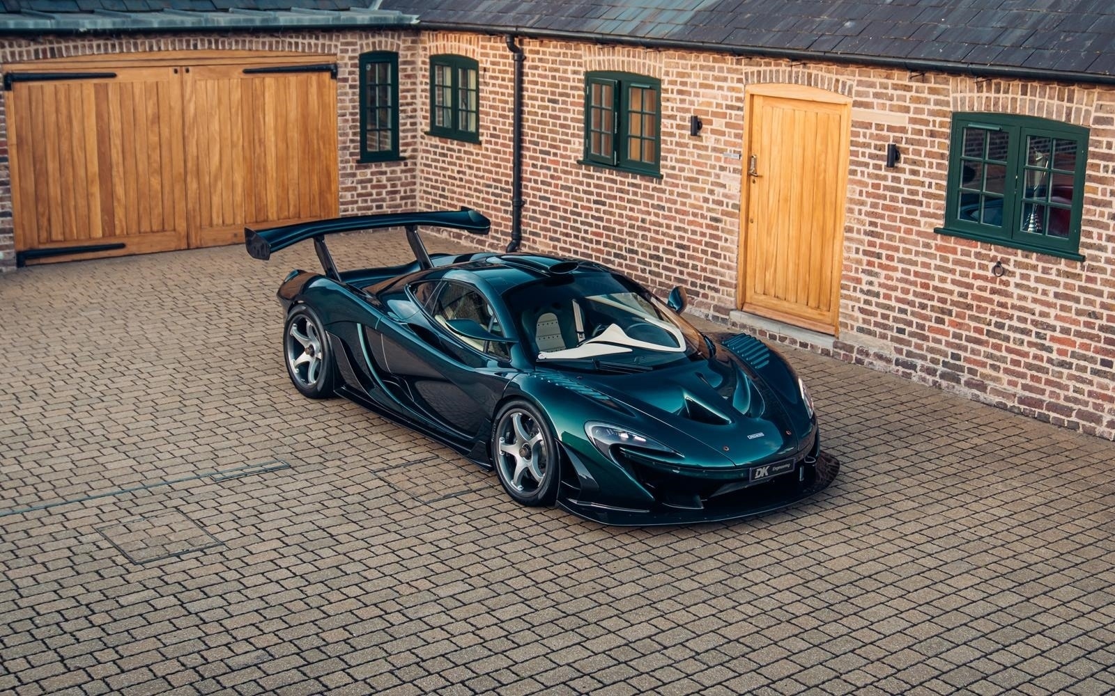 2016 McLaren P1 GT, 8/20