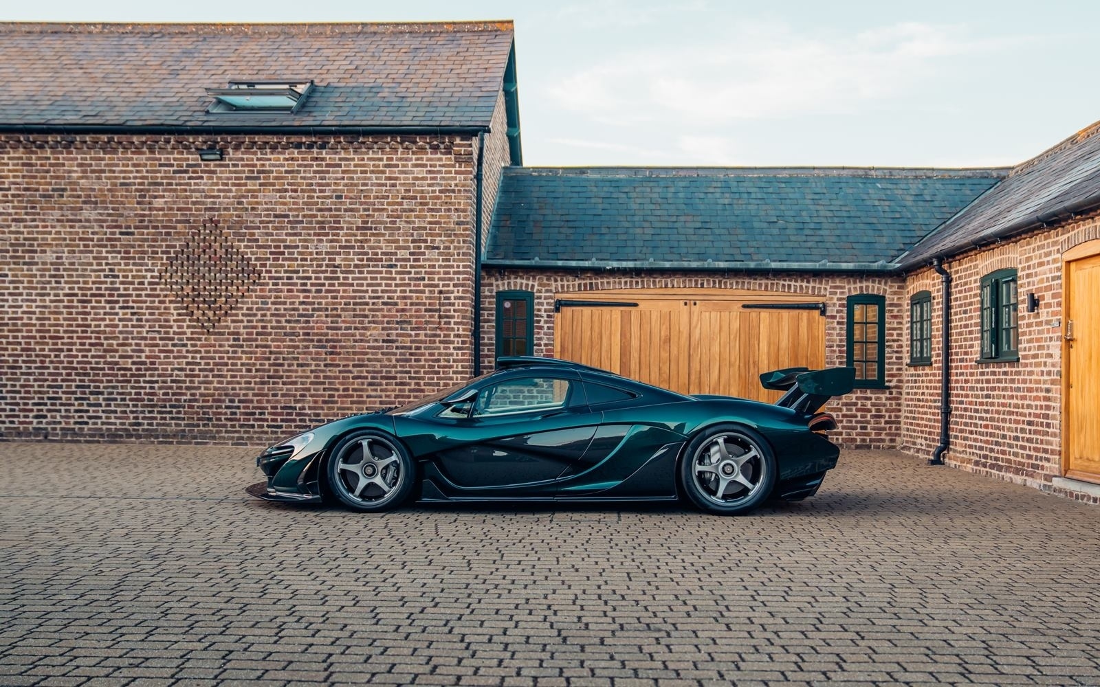 2016 McLaren P1 GT, 9/20