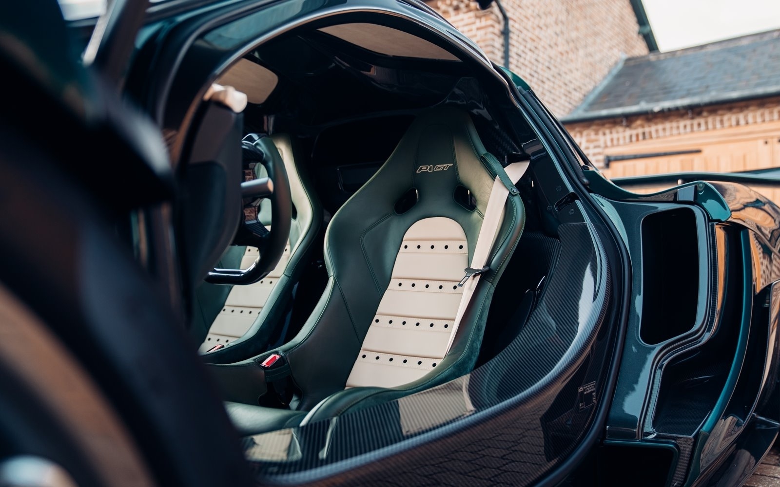 2016 McLaren P1 GT, 19/20