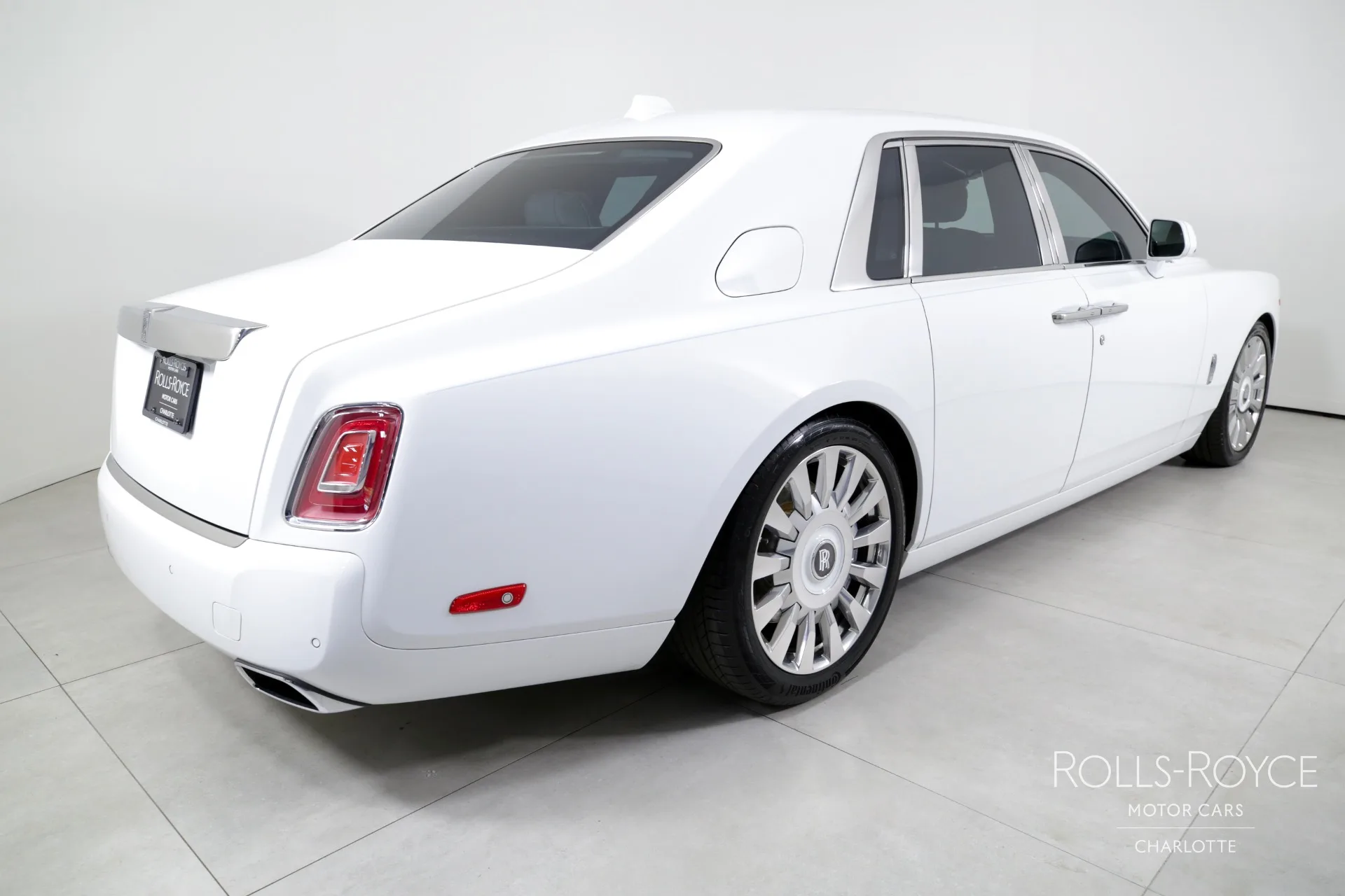 2019 Rolls-Royce Phantom