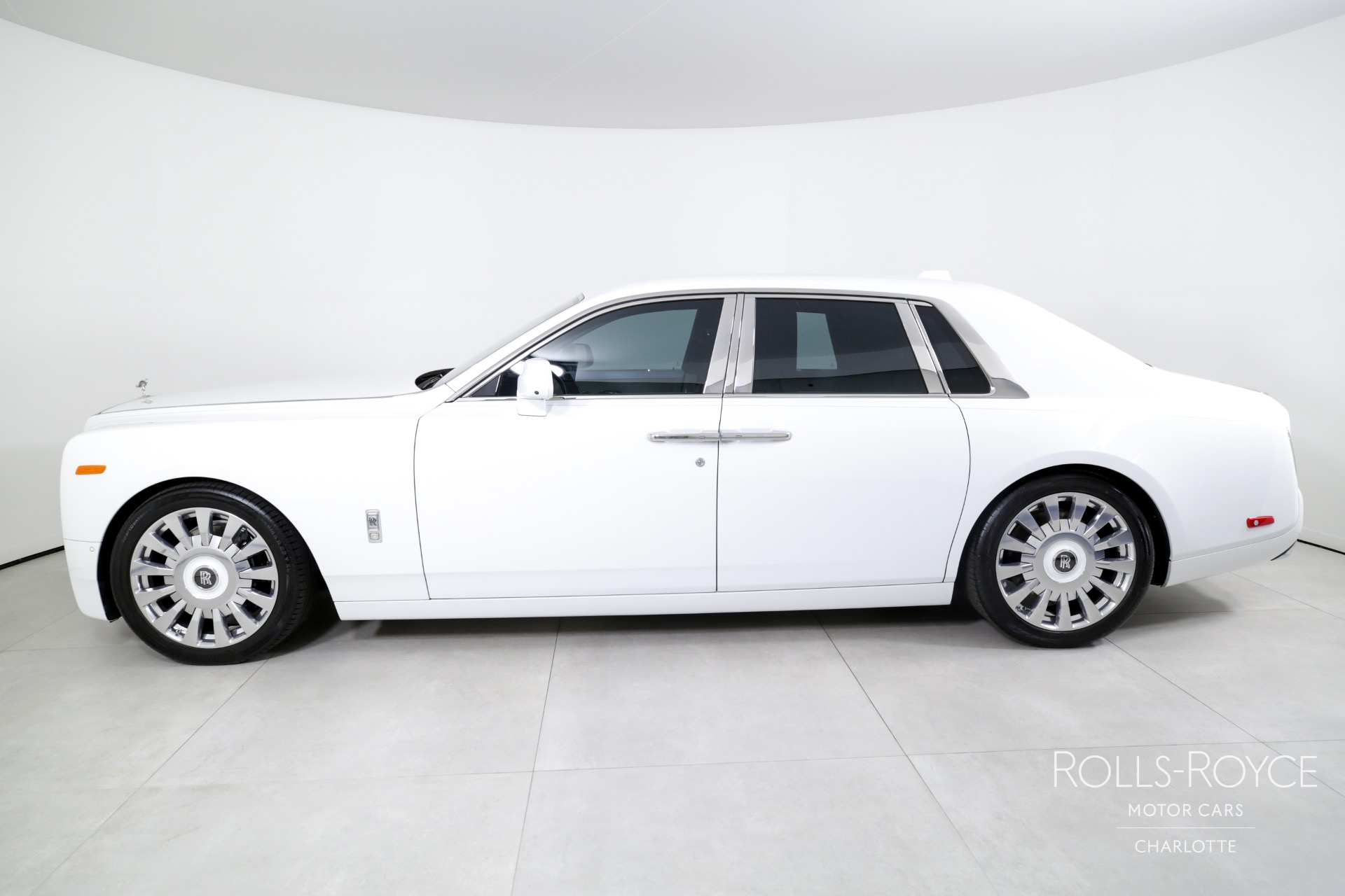 2019 Rolls-Royce Phantom, 2/20