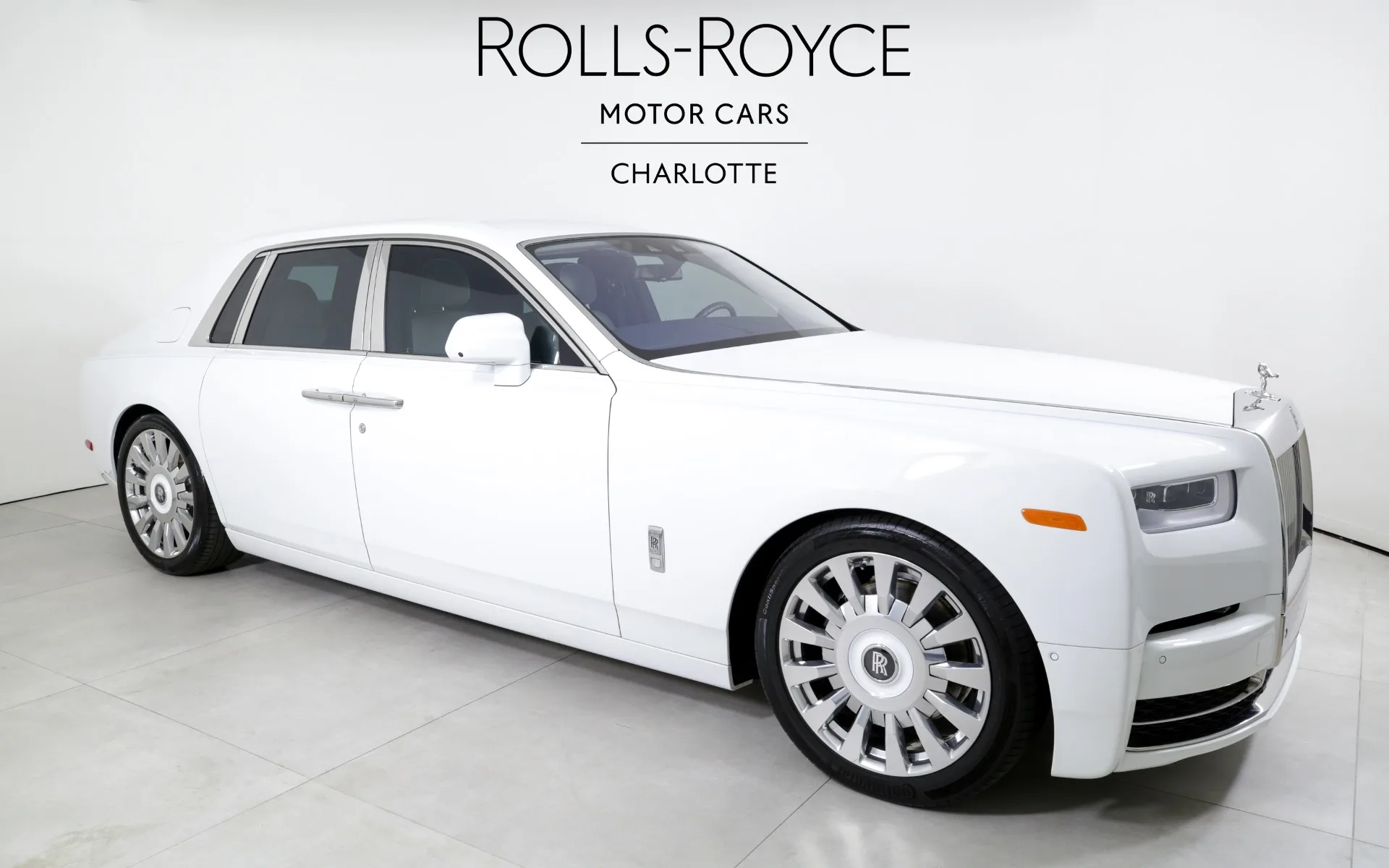 2019 Rolls-Royce Phantom, side profile, Arctic White