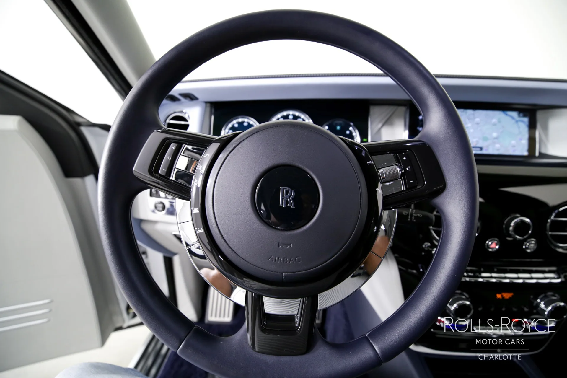 2019 Rolls-Royce Phantom interior, Sellby Grey