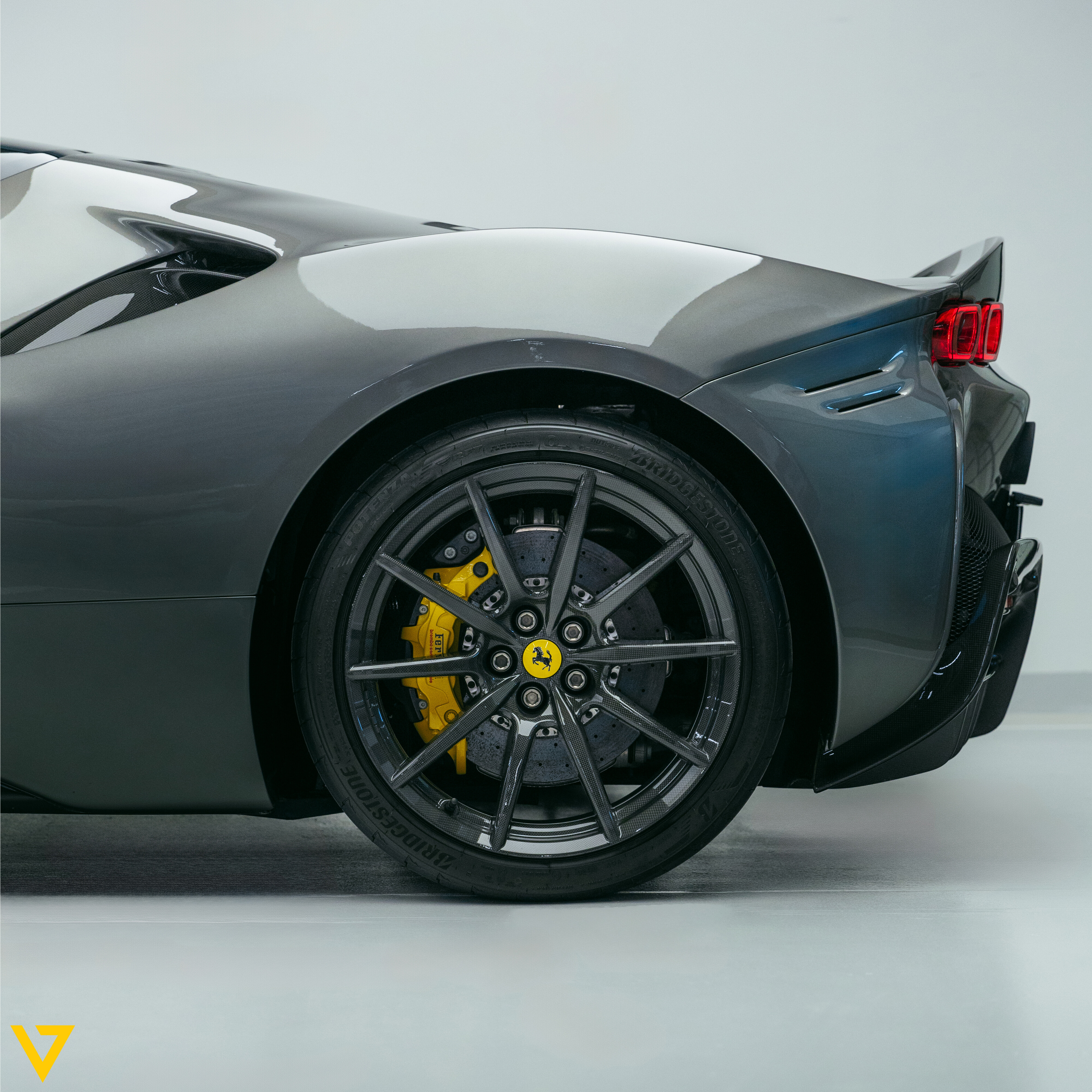 2021 Ferrari SF90 Stradale, 8/20