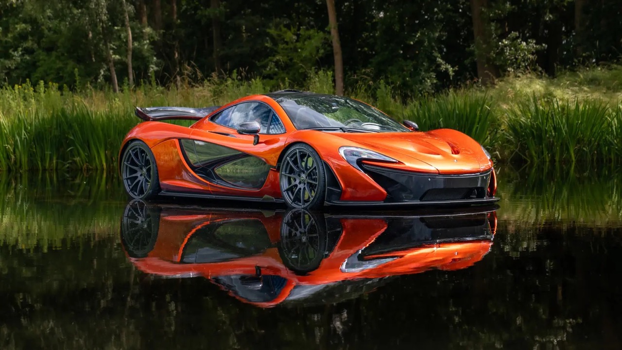2014 McLaren P1
