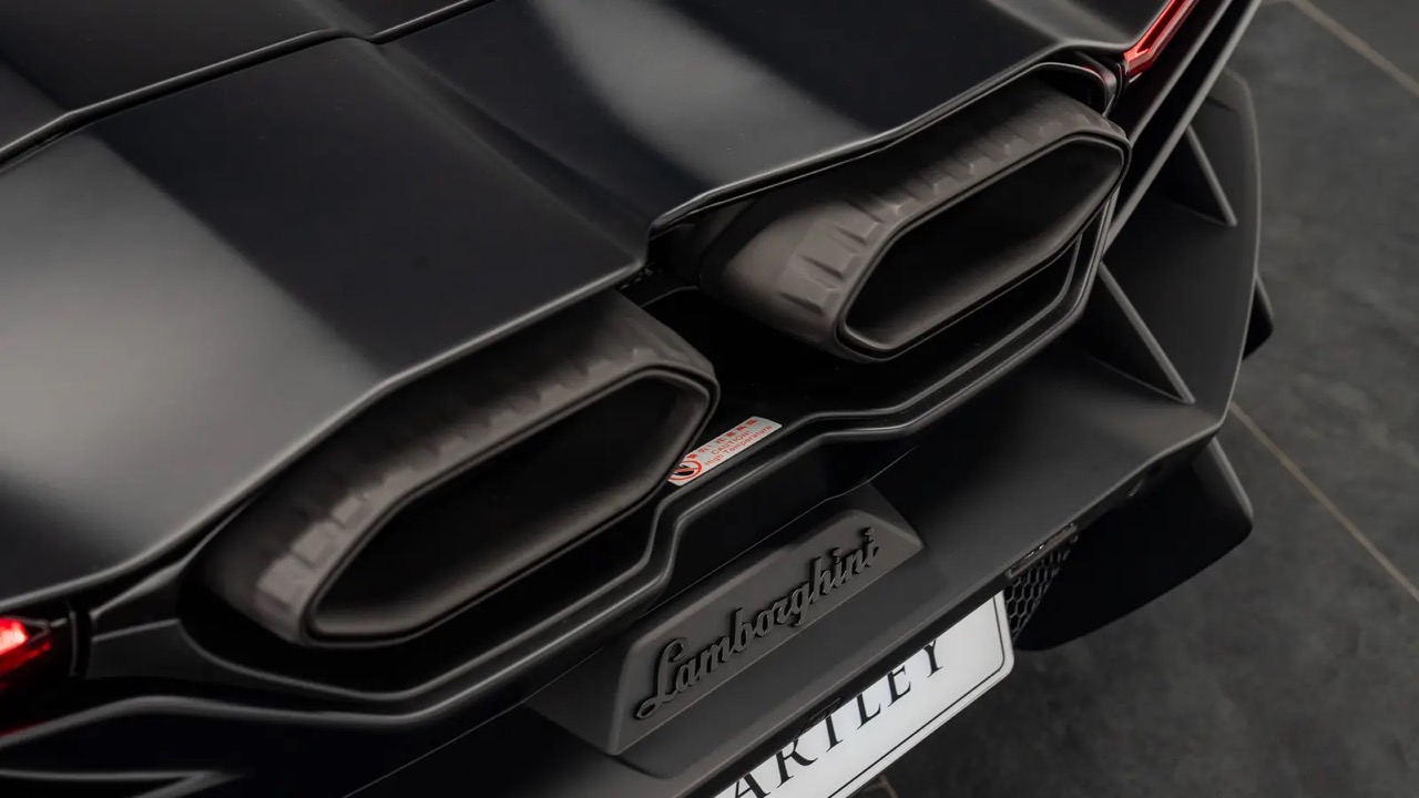 2024 Lamborghini Revuelto, 13/19