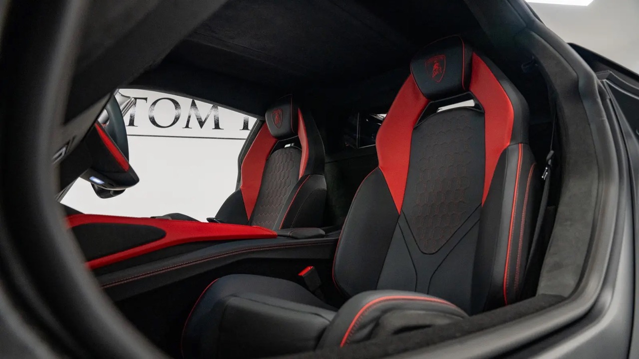 2024 Lamborghini Revuelto, 14/19